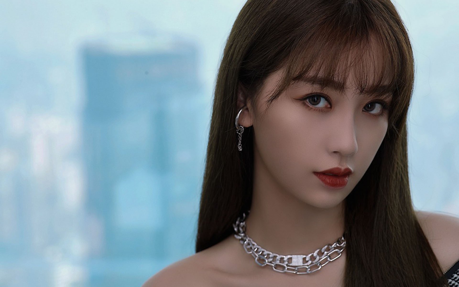 开云官方网页登录-中场球员是否应拥有更高战术自由度，中场球员的特点